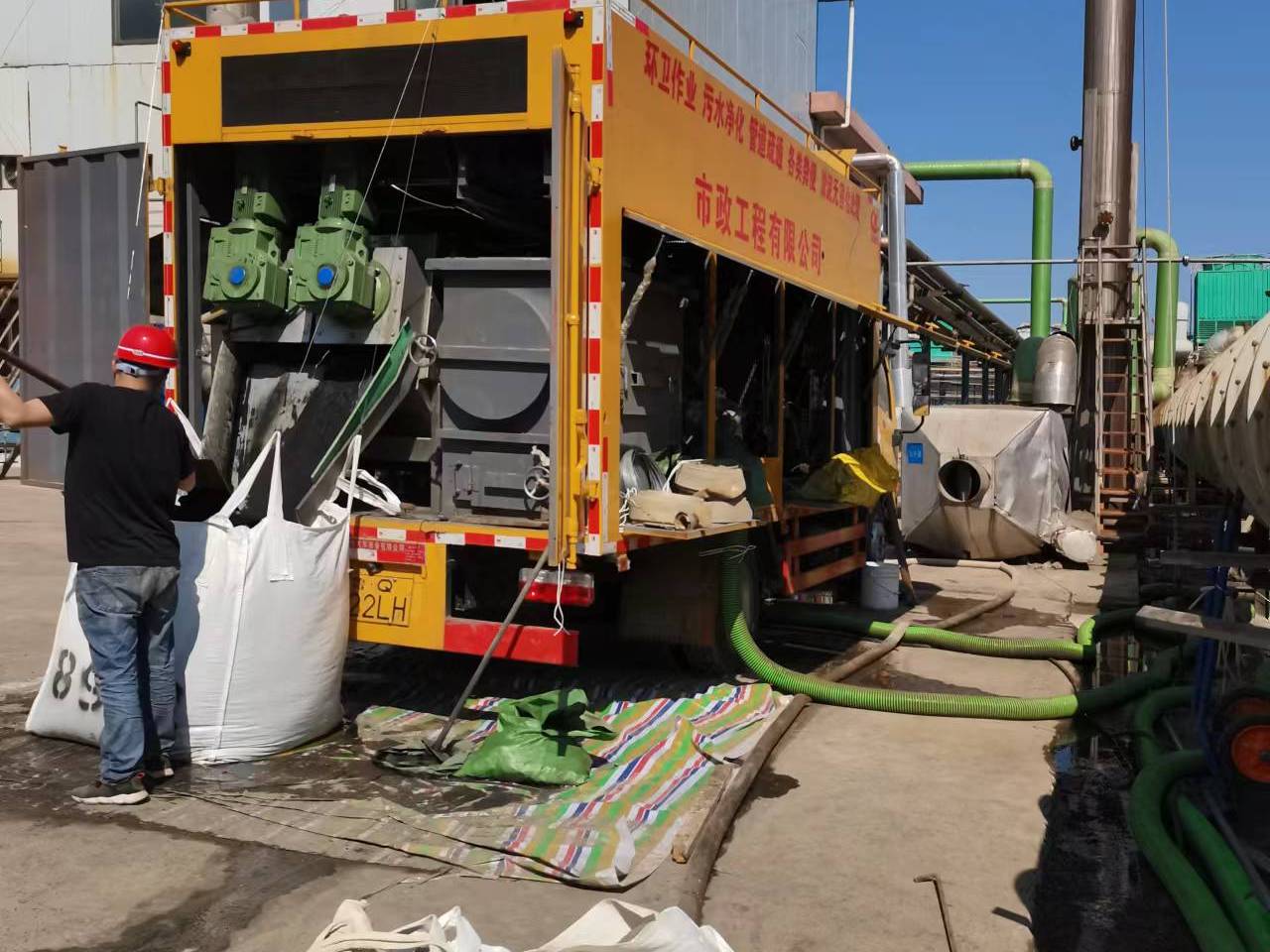 株洲淤泥压干处理